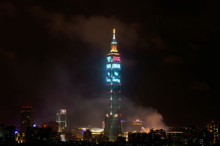 Taipei, DEC 31, 2005 - New Year eve fireworks of Taipei 101のeditorial素材