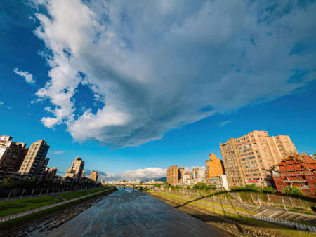 Afternoon view of the ChengMei Bridge at Taipei, Taiwanのeditorial素材