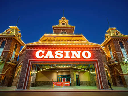 Las Vegas, JAN 14, 2021 - Twilight exterior view of the Boulder Station Hotel and Casinoのeditorial素材