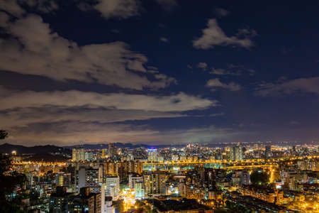 Sunset high angle view of the Jingmei area at Taipei, Taiwanの写真素材