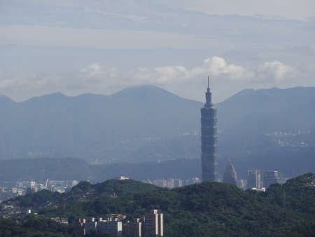 Morning high angle view of the Taipei Cityscape at Taiwanの写真素材