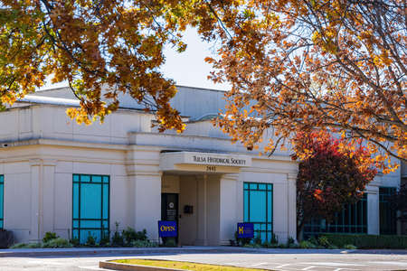 Tulsa, NOV 12 2021 - Exterior view of the Tulsa Historical Society and Museumのeditorial素材