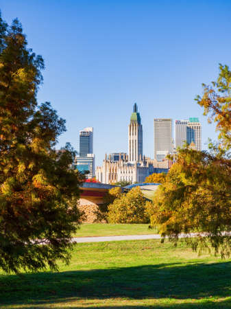 Tulsa, NOV 12 2021 - Beautiful skyline view from the Maple Parkのeditorial素材