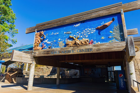 Oklahoma, NOV 22 2021 - Sunny view of the Oklahoma City Zoo of Safari Lightのeditorial素材