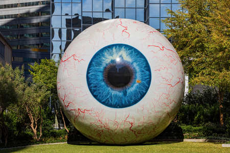 Dallas, NOV 25 2021, Sunny view of the Giant Eyeball sculptureのeditorial素材