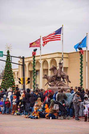 Oklahoma, DEC 4, 2021 - Many people waiting for the Cowboy Christmas Paradeのeditorial素材