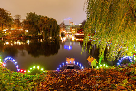 Copenhagen, OCT 29, 2015 - Night view of the Tivoli parkのeditorial素材