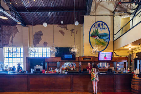 Oklahoma, DEC 5 2021 - Interior view of the weekly farmers market in Farmers Public Marketのeditorial素材