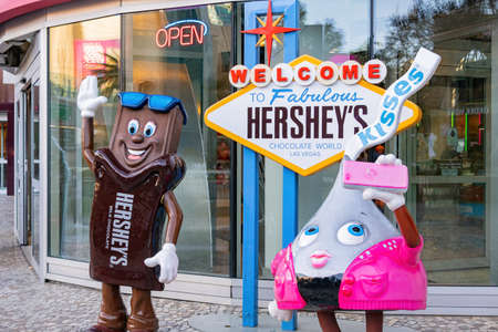 Las Vegas, MAR 22 2021 - Sign of the Hershey's Chocolate Worldのeditorial素材