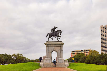 Texas, DEC 27 2021 - Overview of Sam Houston Statue at Hermann Parkのeditorial素材