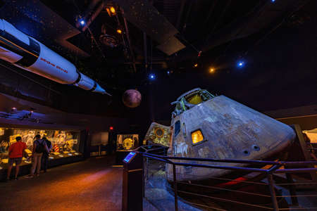 Texas, DEC 27 2021 - Interior view exhibition of Space Center Houstonのeditorial素材