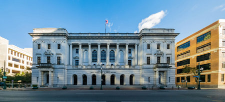 Sunny view of the United States Court Appeals at Louisiana