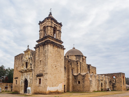 Overcast view of the Mission San Jose Church at Texasのeditorial素材