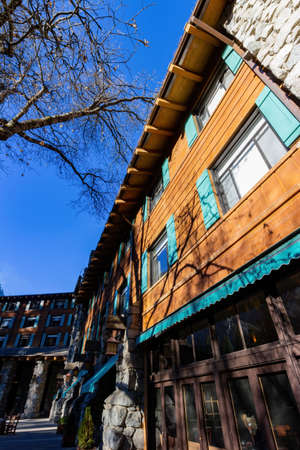Sunny exterior view of the The Ahwahnee hotel in Yosemite National Park at Californiaのeditorial素材