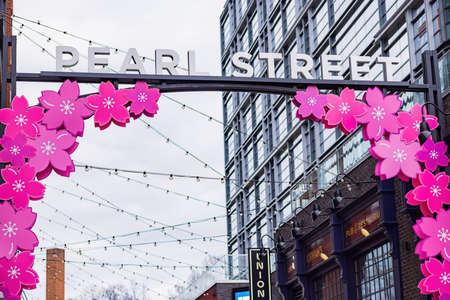 Washington DC, MAR 30 2022 - Entrance sign of the Pearl Street of the Wharf Waterfront walkwayのeditorial素材