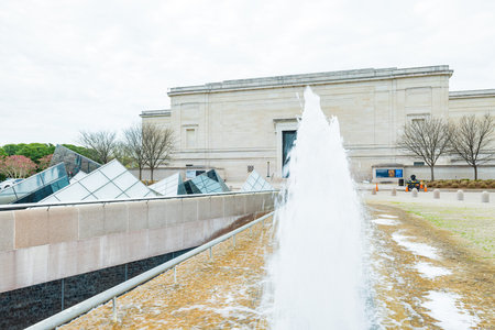 Overcast view of the National Gallery of Art at Washington DCのeditorial素材