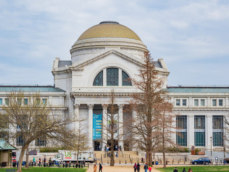 Washington DC, MAR 30 2022 - Sunny exterior view of the Smithsonian National Museum of Natural Historyのeditorial素材