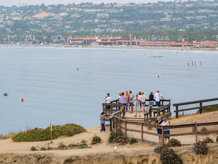San Diego, AUG 2 2014 - Hiking trail of the famous La Jolla Coveのeditorial素材