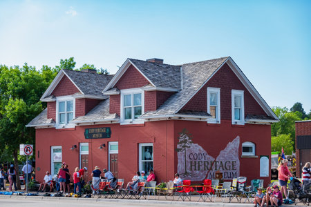 Wyoming, JUL 4 2022 - People waiting for the famous Stampede Paradeのeditorial素材