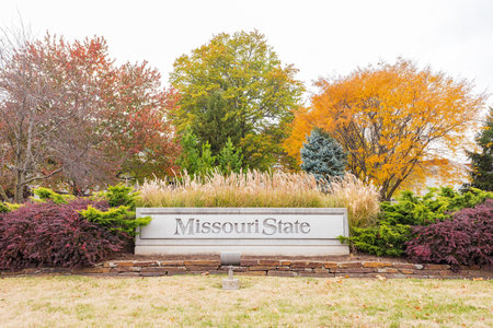 Overcast view of the sign of Missouri State University at Missouriの写真素材