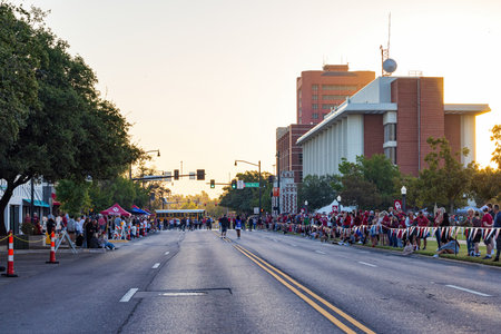 Oklahoma, OCT 15 2022 - Visitor waiting for the Homecoming paradeのeditorial素材