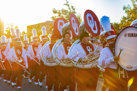 Oklahoma, OCT 15 2022 - Sunny view of the student Marching Band walking in Homecoming paradeのeditorial素材