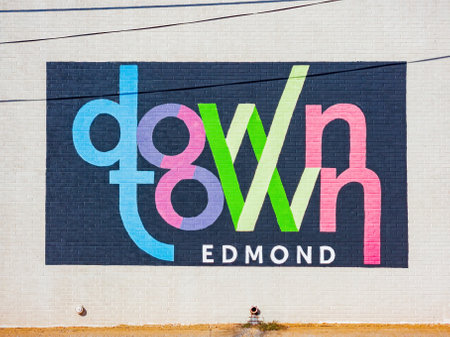 Oklahoma, OCT 19 2022 - Sunny view of the Edmond downtown wallのeditorial素材