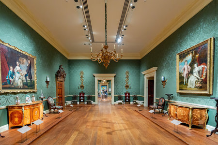 New York, SEP 16 2014 - Interior view of The Metropolitan Museum of Artのeditorial素材
