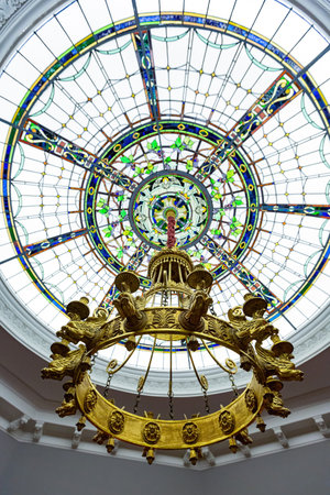 New York, SEP 16 2014 - Interior view of The Metropolitan Museum of Artのeditorial素材