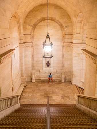 New York, SEP 13 2014 - Interior view of the New York Public Library, Stephen A. Schwarzman Buildingのeditorial素材