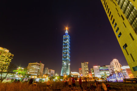 Taiwan, DEC 31 2010 - Night view of the Taipei 101のeditorial素材