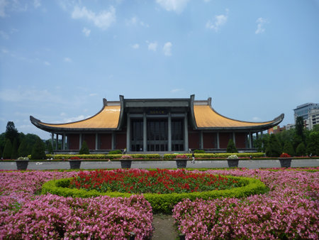 Taiwan, APR 12 2010 - Sunny view of the National Dr. Sun Yat-Sen Memorial Hallのeditorial素材