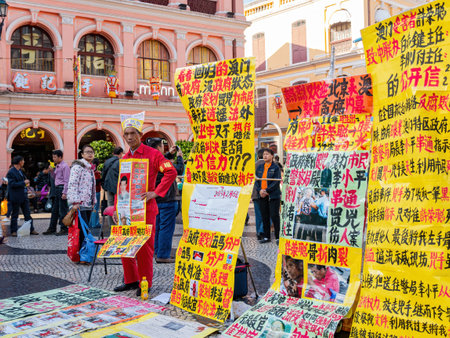 Macau, FEB 11 2013 - Man protest in the Senado Squareのeditorial素材