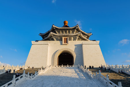 Taipei, DEC 19 2022 - Sunny view of the Chiang Kai-shek Memorial Hallのeditorial素材