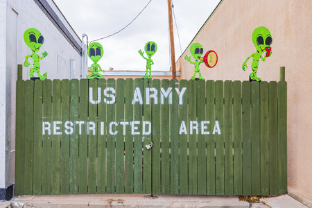 New Mexico, NOV 24 2022 - Overcast view of the Invasion Station gift shopのeditorial素材