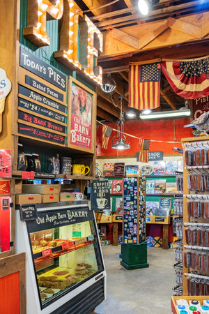 New Mexico, NOV 26 2022 - Interior view of the Old Apple Barnのeditorial素材