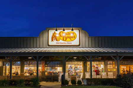 Texas, NOV 23 2022 - Night view of the Cracker Barrel Old Country Storeのeditorial素材