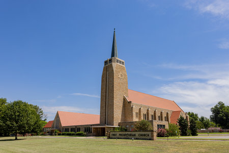 Exterior view of the First Presbyterian Church at Oklahomaの写真素材