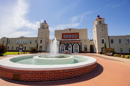 Sunny exterior view of the Ponca City City Hall at Oklahomaの写真素材