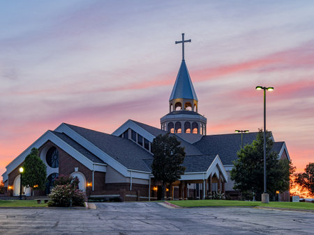 Sunset view of the St Monica Catholic Church at Edmond, Oklahomaの写真素材
