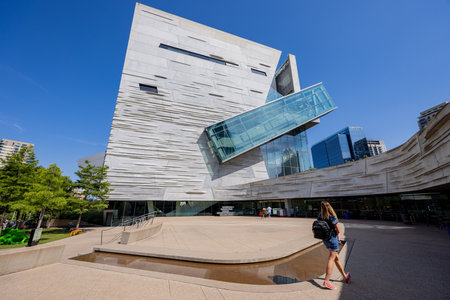Texas, JUL 3 2023 - Sunny exterior view of the Perot Museum of Nature and Scienceのeditorial素材