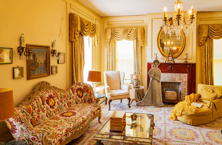 Oklahoma, AUG 11 2023 - Interior view of the Henry Overholser Mansionのeditorial素材
