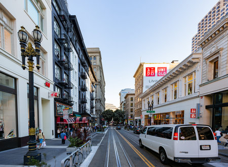 San Francisco, AUG 24 2014 - Sunny view of the downtown cityscape