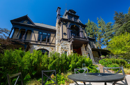 California, AUG 26 2014 - Sunny exterior view of the Beringer Vineyardsのeditorial素材