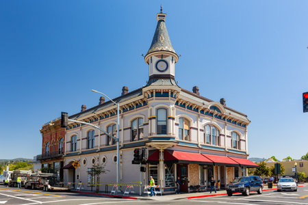 California, AUG 27 2014 - Sunny view of the South Napa earthquake damage buildingのeditorial素材
