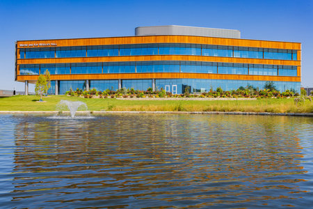 Kansas, SEP 17 2023 - Sunny view of the Wayne and Kay Woodlsey Hall of Wichita State Universityのeditorial素材
