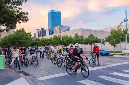 Oklahoma, SEP 29 2023 - Many people were joining the Full Moon Bike Rideのeditorial素材