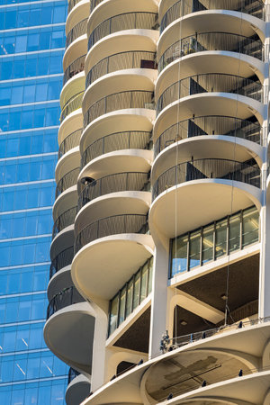 Sunny exterior view of the Marina City Goldberg at Chicagoの写真素材