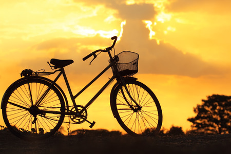  Silhouette Bicycleの写真素材