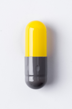 pills capsules isolated on white backgroundの写真素材